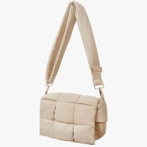 Light-weight small puffer purse